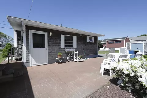 35 Point St, Fairhaven, MA 02719 photo 7