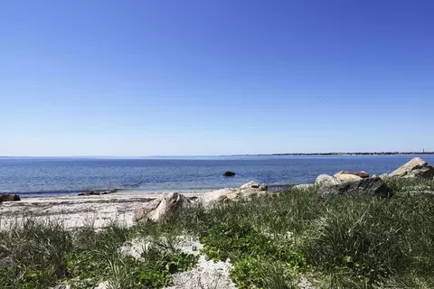 35 Point St, Fairhaven, MA 02719 photo 5
