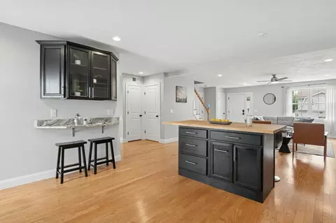 Entry Way - 129 Derby St, Worcester, MA 01604 photo 1 of 5