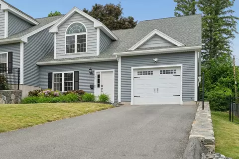 Exterior - 129 Derby St, Worcester, MA 01604 photo 4 of 9