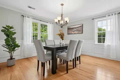 Dining - 129 Derby St, Worcester, MA 01604 photo 2 of 3