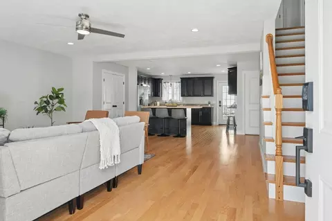 Entry Way - 129 Derby St, Worcester, MA 01604 photo 3 of 5