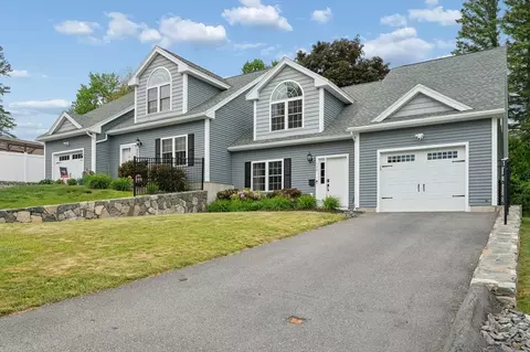 Exterior - 129 Derby St, Worcester, MA 01604 photo 2 of 9