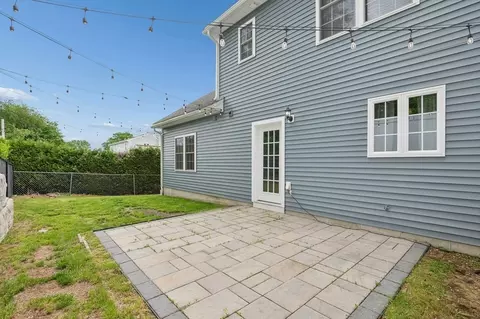 Exterior - 129 Derby St, Worcester, MA 01604 photo 8 of 9