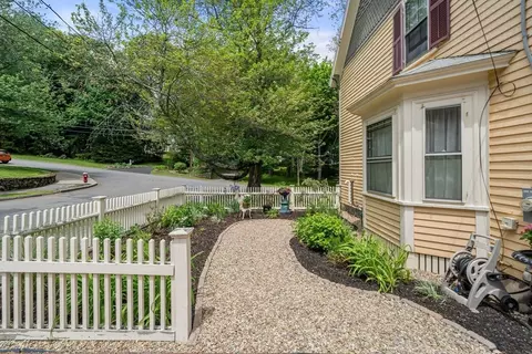 Exterior - 22 Eustis Ave, Wakefield, MA 01880 photo 2 of 7