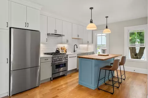Kitchen - 22 Eustis Ave, Wakefield, MA 01880 photo 2 of 5