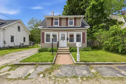 22 Lauf St, Worcester, MA 01602