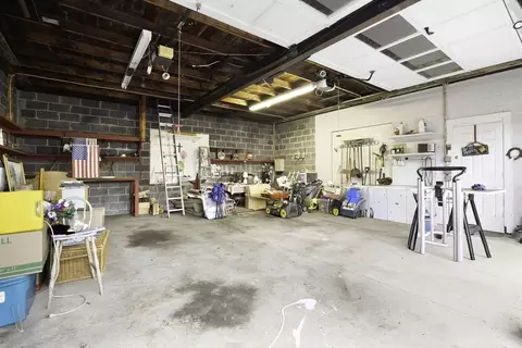 Exterior - 73 Gardner Rd, Chicopee, MA 01013 photo 6 of 7