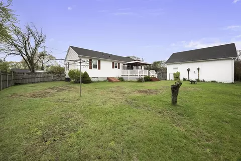 Exterior - 73 Gardner Rd, Chicopee, MA 01013 photo 5 of 7
