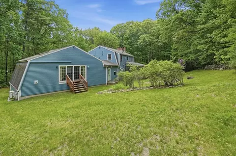 Exterior - 74 High St, Upton, MA 01568 photo 8 of 10