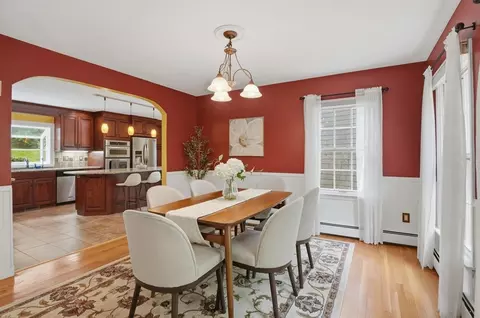 Dining - 74 High St, Upton, MA 01568 photo 3 of 4