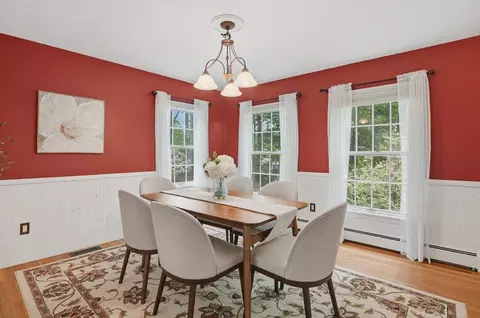 Dining - 74 High St, Upton, MA 01568 photo 2 of 4