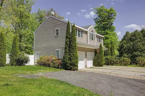 195 Westhampton Rd, Northampton, MA 01062