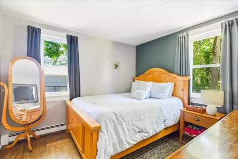 Bedroom - 49 51 Main Ave, Wareham, MA 02538 photo 3 of 4