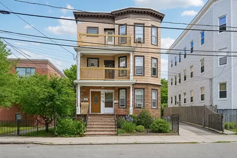 152-154 Glen St, Somerville, MA 02145