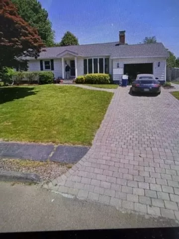 15 Fernwood Rd, Saugus, MA 01906