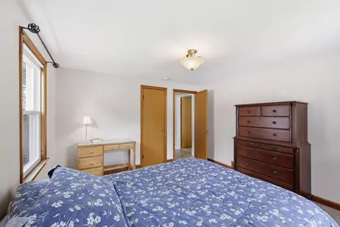 Bedroom - 271 Wildermere St, Chicopee, MA 01020 photo 3 of 6