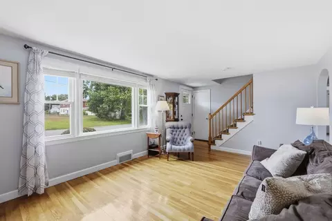 Living - 271 Wildermere St, Chicopee, MA 01020 photo 3 of 5