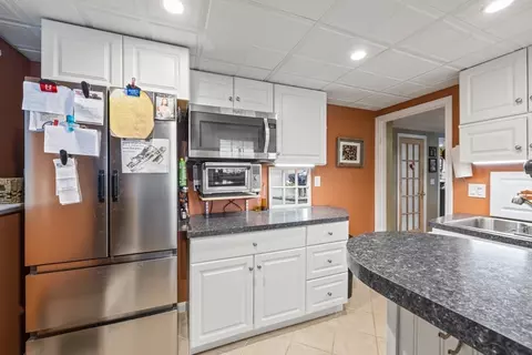 Kitchen - 49 Edgewater Way, Wareham, MA 02571 photo 5 of 5