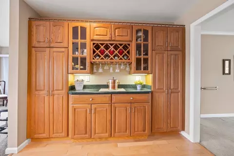 Entry Way - 49 Edgewater Way, Wareham, MA 02571 photo 2 of 2