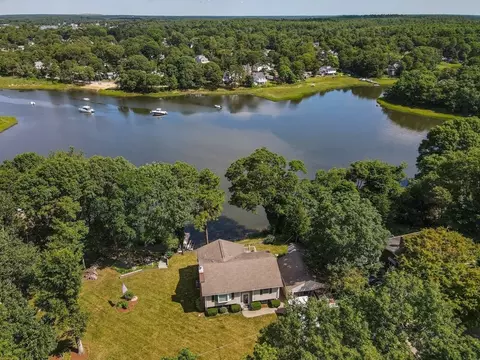 View/Area - 49 Edgewater Way, Wareham, MA 02571 photo 3 of 5