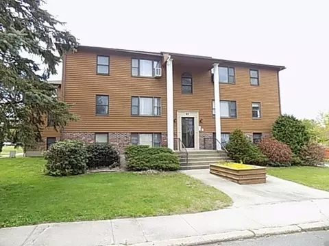 60 Chapin St #D, Holyoke, MA 01040