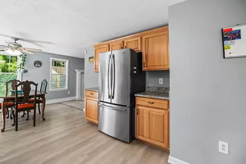 137 Lake Ave, Wareham, MA 02538 photo 12