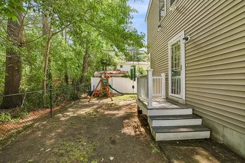 137 Lake Ave, Wareham, MA 02538 photo 30