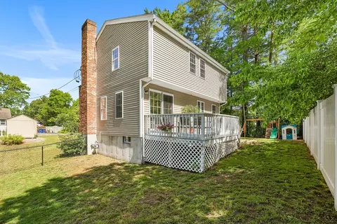 137 Lake Ave, Wareham, MA 02538 photo 31