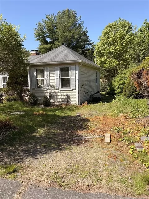 1 Prides Park Ave, Beverly, MA 01915 photo 4