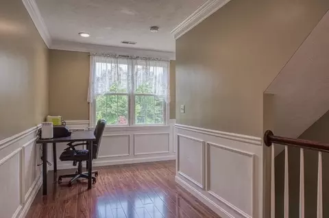 Entry Way - 6 Mohawk Rd, Raynham, MA 02767 photo 1 of 1