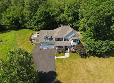 View/Area - 6 Mohawk Rd, Raynham, MA 02767 photo 1 of 3