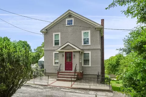 12 Bungalow Rd, West Roxbury, MA 02132