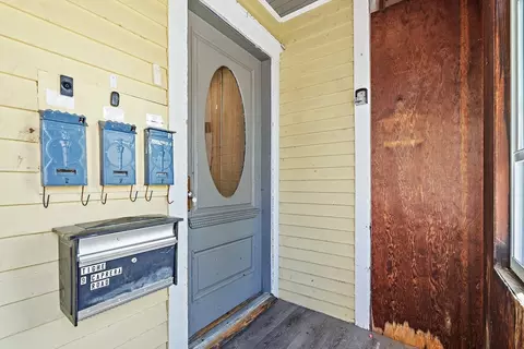 9 Caprera Rd, Worcester, MA 01604 photo 3