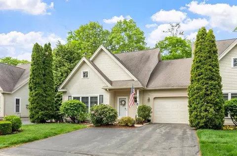 135 Beach Rd #E1, Salisbury, MA 01952