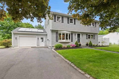 191 Lions Mouth Rd, Amesbury, MA 01913
