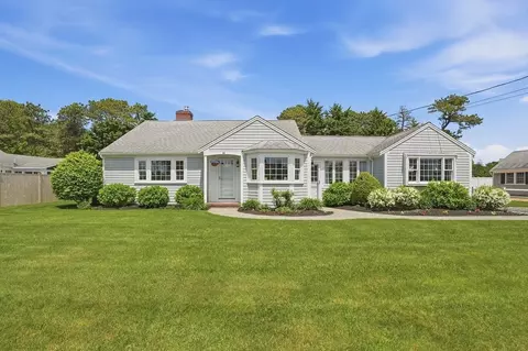48 Davenport Rd, Dennis, MA 02670