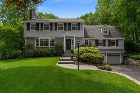 22 Tanglewood Rd, Wellesley, MA 02481