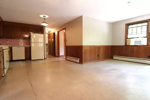 Living - 82 Pine Valley Dr, Dracut, MA 01826 photo 1 of 10