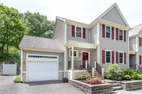 14 Endicott Pl #14, Canton, MA 02021