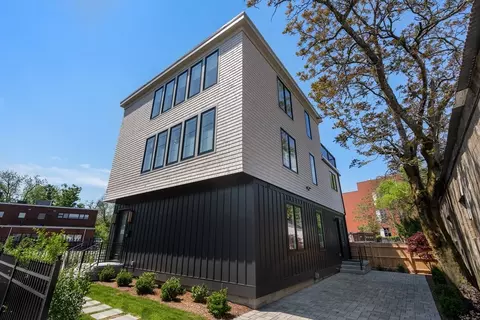 17 Smith Pl, Cambridge, MA 02138