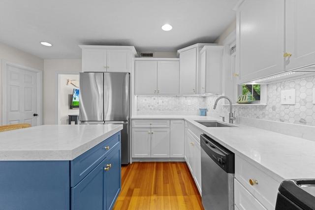 73 Pleasant St #73, Milton, MA 02186