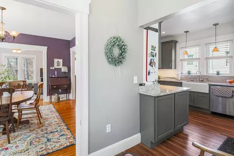 Entry Way - 1 Ashmore Rd, Worcester, MA 01602 photo 5 of 7