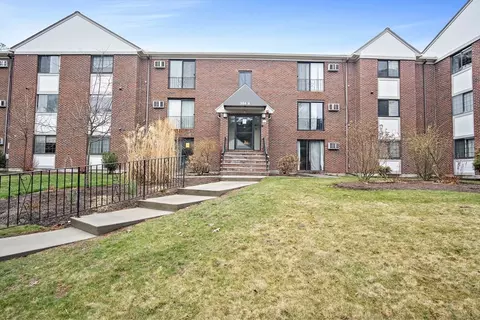 386 Great Rd #A8, Acton, MA 01720