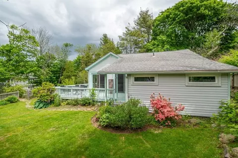 Exterior - 7 Lighthouse Way, Gloucester, MA 01930 photo 4 of 11