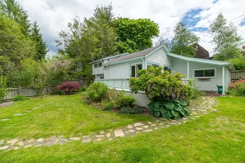 Exterior - 7 Lighthouse Way, Gloucester, MA 01930 photo 2 of 11
