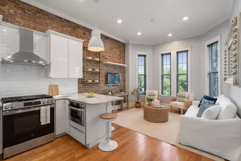 9 Everett Ave #1, Dorchester, MA 02125