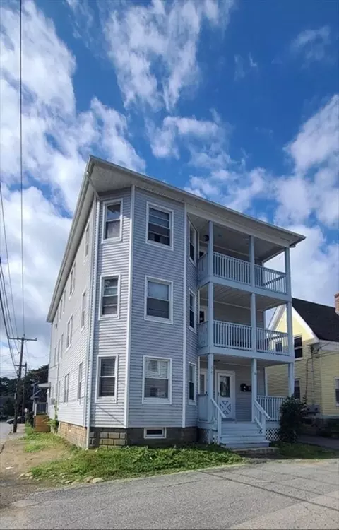16 Brookline St, Webster, MA 01570 photo 2
