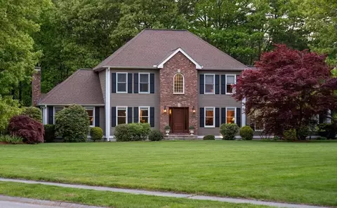 4 Overlook Dr, Groton, MA 01450