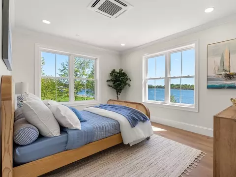 16 Franklin St #2203, Salem, MA 01970